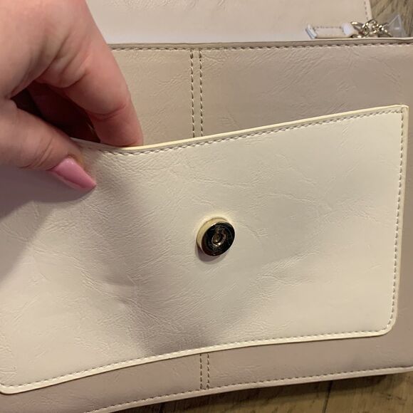 Danielle Nicole crossbody purse - Picture 12 of 15